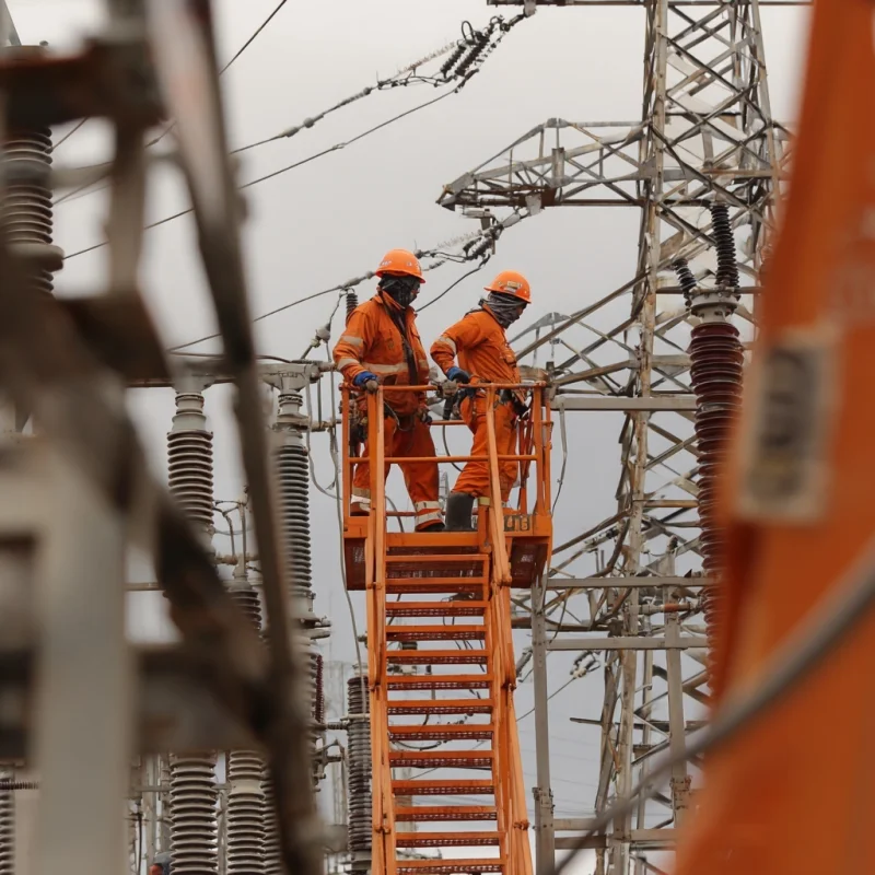 Correção de ponto quente em linha energizada